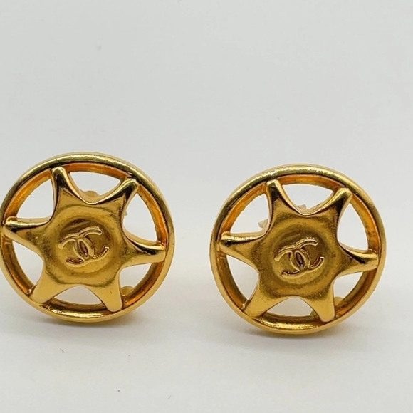 SALE! Authentic CHANEL Coco Mark Vintage Gold Plated Star Motif Earrings W Box - Picture 8 of 11
